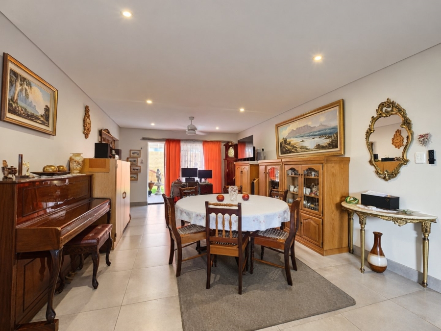 3 Bedroom Property for Sale in Dormehls Drift Western Cape